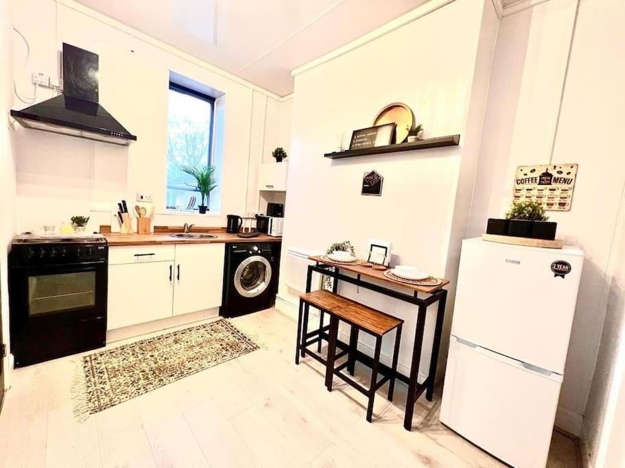 Skyline King Suites 202 Swansea Eksteriør billede